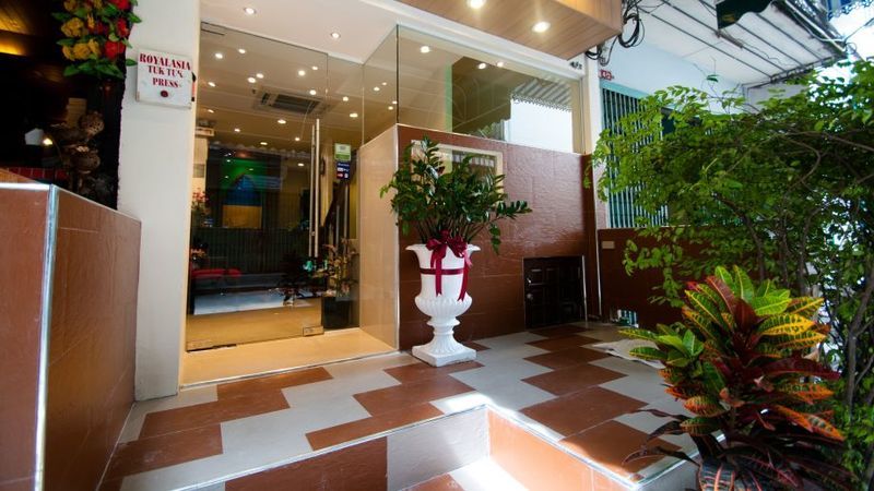 Royal Express Inn Бангкок Экстерьер фото